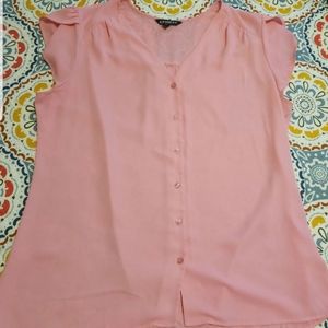 Express blouse with flutter sleeves